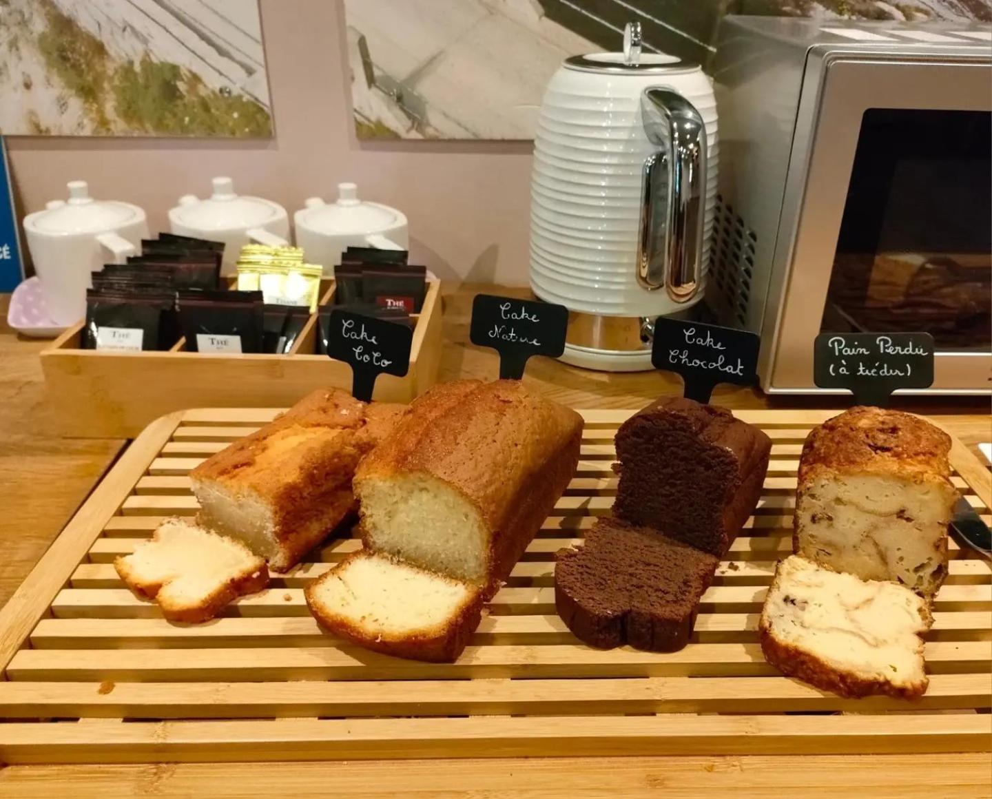 Hotel Traiteur Les Ormes, The Originals Relais 바르네빌카테레 외부 사진